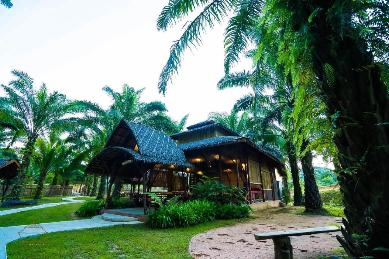Khaosok Boutique Hideaway Hotel Phanom Exterior photo